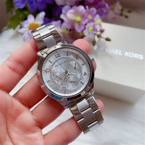 michael kors runway mk6587 watches silver one size|Michael Kors Women's Runway Chronograph Silver.